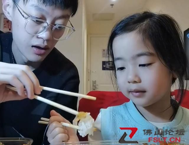 山东一哥哥带5岁妹妹隔离，过程意外治愈，网友：换成弟弟要挨揍