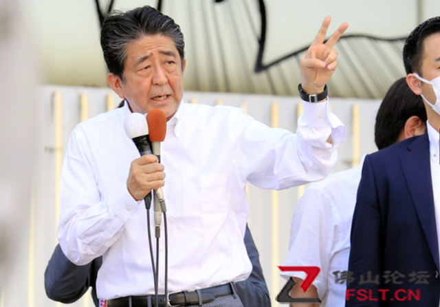 日本前首相安倍晋三因伤势过重不治身亡