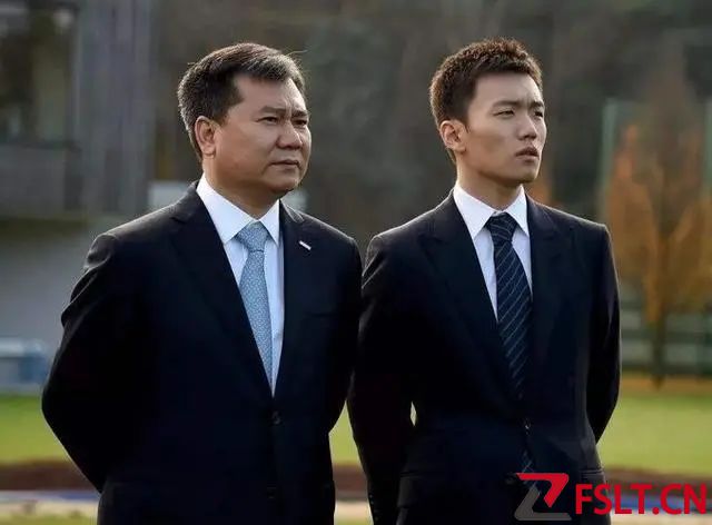 拒娶奶茶章泽天，与富豪孙女传婚讯，苏宁老板欠17亿被全球追债