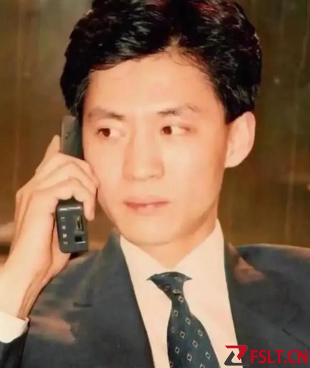 中国第一位办手机号码的人，当时号码随便选，最终他挑了什么号？