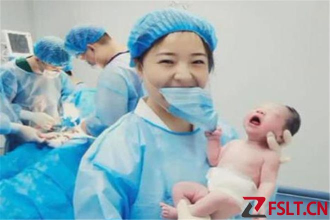 “最美女婴”刚出生就成网红，用颜值征服网友，护士：难得一遇
