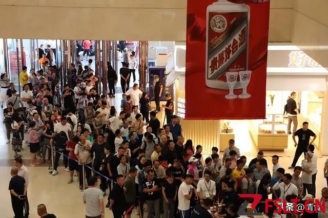 广东一县级酒厂，20年前破产倒闭，如今售价3000一瓶难求，太传奇