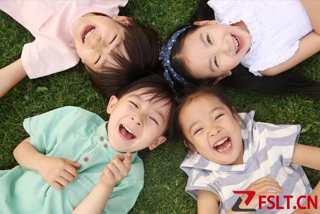 幼儿园里有4类孩子，一般是低情商的代表，老师一眼就能看出