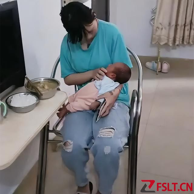 广东一小女孩出租屋生娃，男友失联身无分文，房东：都没人来看她